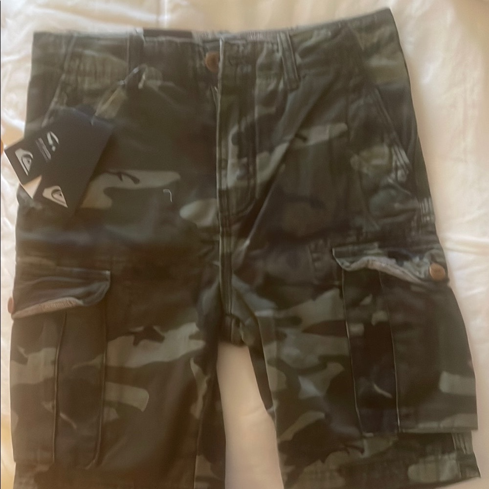 Quiksilver Green and Black Cargo Shorts